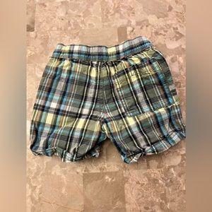 Place: boys shorts - size 12-18 months